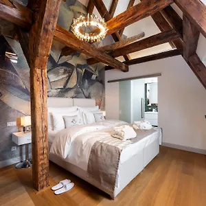 ***** Hotel Old Royal Post Boutique & Premium Česká republika