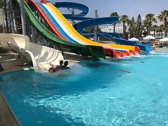 מלון פרוטאראס Anastasia Waterpark Beach Resort